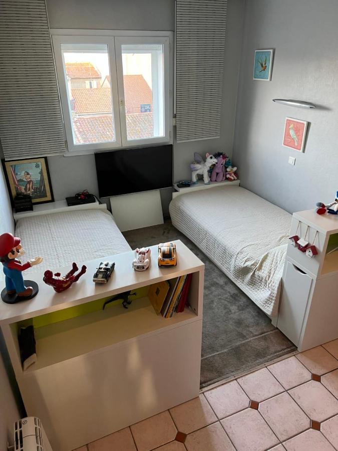 Appartement Mar E Souleu Avec Terrasse Et Vue Mer Au Grau Du Roi Le Grau-du-Roi Exteriör bild
